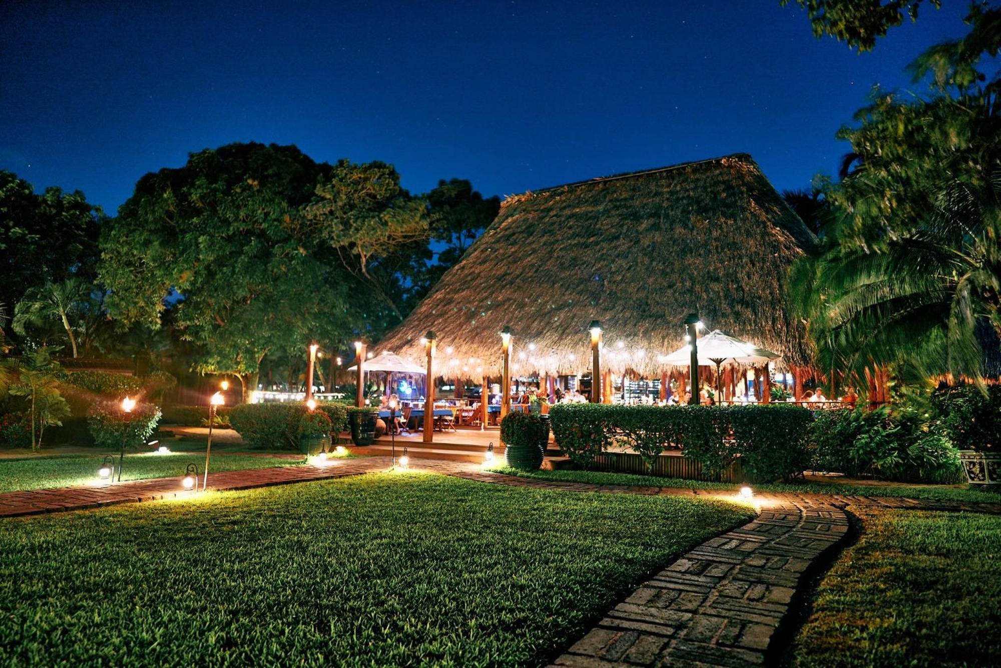 Turtle Inn By Francis Ford Coppola Placencia Bagian luar foto